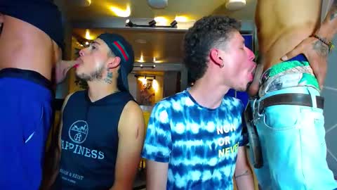 the goodfellas online show from November 2025 08:20:01 PM