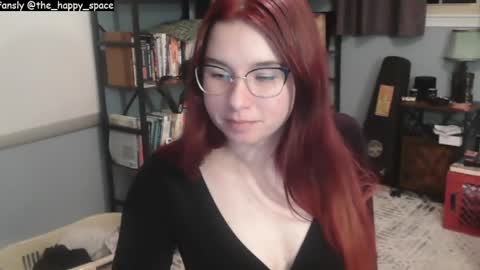 Snapshot of the_happy_space chatting on February 2025 03:11:01 AM MATERNITY LEAVE online show from February 2025 03:11:01 AM