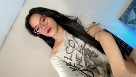 the_horny_bella online show from February 2026 05:52:01 PM