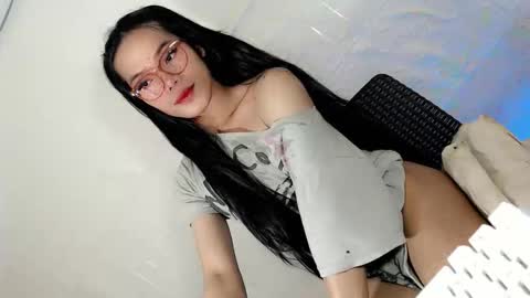 the_horny_bella online show from April 2026 12:11:02 PM