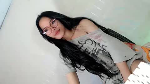 the_horny_bella online show from April 2026 11:13:02 AM