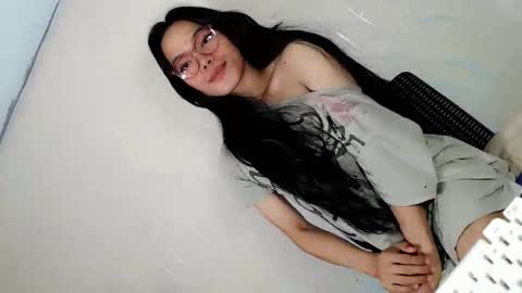 the_horny_bella online show from April 2026 01:49:02 PM