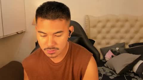 Snapshot of the_killian_jones chatting on September 2025 11:18:01 PM ken online show from September 2025 11:18:01 PM