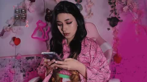 Snapshot of the_kitty_roxy chatting on February 2025 06:10:02 AM ... ... online show from February 2025 06:10:02 AM