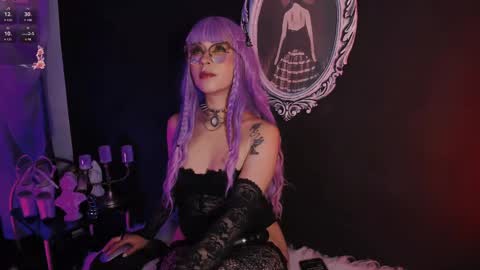 Snapshot of the_kitty_roxy chatting on March 2025 05:44:01 AM ... ... online show from March 2025 05:44:01 AM