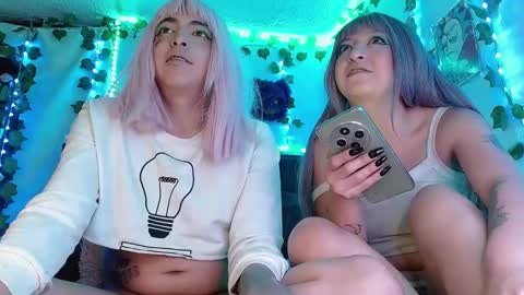 Snapshot of the_lesbian_game chatting on January 2025 07:32:01 AM the_lesbian_game online show from January 2025 07:32:01 AM