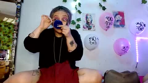 Snapshot of the_lesbian_game chatting on March 2026 06:42:02 PM the_lesbian_game online show from March 2026 06:42:02 PM