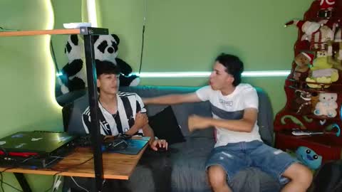 Snapshot of the_muderer chatting on November 2025 06:42:02 PM murderer online show from November 2025 06:42:02 PM