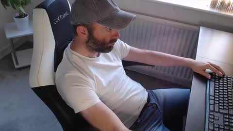 Snapshot of the_sensual_masturwait chatting on September 2025 05:26:02 PM the_sensual_masturwait online show from September 2025 05:26:02 PM