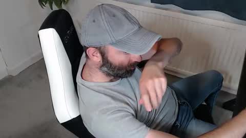 Snapshot of the_sensual_masturwait chatting on September 2025 07:19:02 PM the_sensual_masturwait online show from September 2025 07:19:02 PM