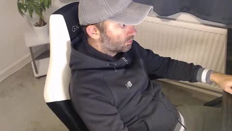 Snapshot of the_sensual_masturwait chatting on October 2025 06:27:02 PM the_sensual_masturwait online show from October 2025 06:27:02 PM