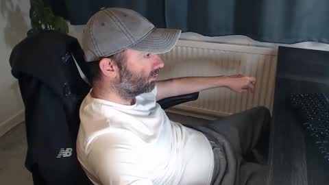 Snapshot of the_sensual_masturwait chatting on October 2025 07:25:02 PM the_sensual_masturwait online show from October 2025 07:25:02 PM