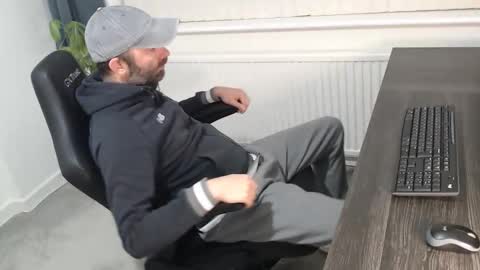 Snapshot of the_sensual_masturwait chatting on October 2025 05:43:02 AM the_sensual_masturwait online show from October 2025 05:43:02 AM