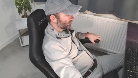 Snapshot of the_sensual_masturwait chatting on October 2025 07:10:02 PM the_sensual_masturwait online show from October 2025 07:10:02 PM