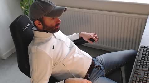 Snapshot of the_sensual_masturwait chatting on November 2025 08:57:02 AM the_sensual_masturwait online show from November 2025 08:57:02 AM