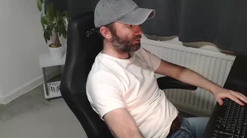 Snapshot of the_sensual_masturwait chatting on November 2025 07:57:01 PM the_sensual_masturwait online show from November 2025 07:57:01 PM