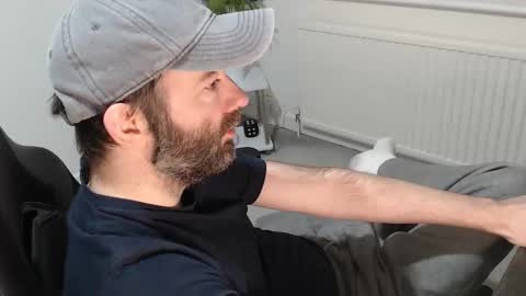 Snapshot of the_sensual_masturwait chatting on November 2025 07:22:02 AM the_sensual_masturwait online show from November 2025 07:22:02 AM