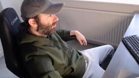 Snapshot of the_sensual_masturwait chatting on January 2026 08:29:02 AM the_sensual_masturwait online show from January 2026 08:29:02 AM