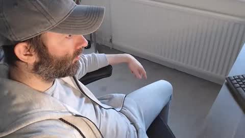 Snapshot of the_sensual_masturwait chatting on January 2026 11:05:01 AM the_sensual_masturwait online show from January 2026 11:05:01 AM