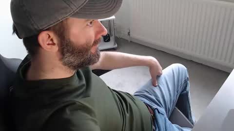 Snapshot of the_sensual_masturwait chatting on February 2026 11:32:02 AM the_sensual_masturwait online show from February 2026 11:32:02 AM