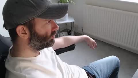 Snapshot of the_sensual_masturwait chatting on February 2026 10:15:02 AM the_sensual_masturwait online show from February 2026 10:15:02 AM