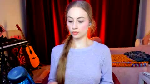 Ally    STREAMING ON TWITCH NOW Check my Twitter for updates online show from May 2026 07:19:02 PM