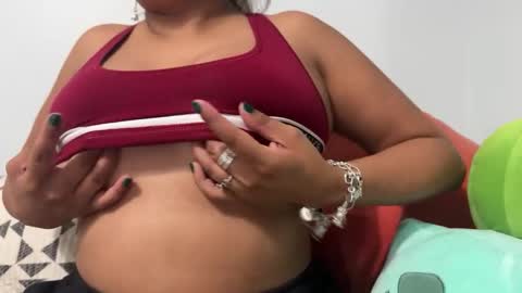 The Studying Milf online show from November 2025 02:21:01 AM