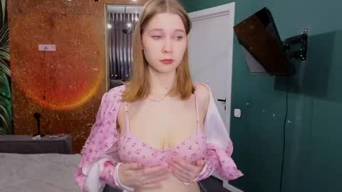 Snapshot of the_vickky chatting on March 2026 05:29:01 PM Vicky online show from March 2026 05:29:01 PM