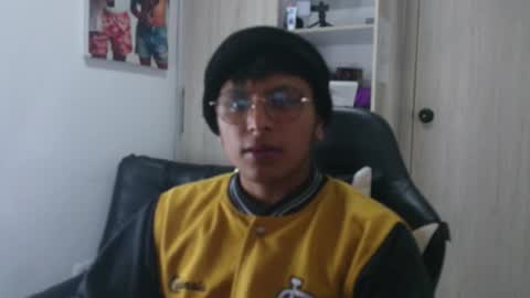 Snapshot of the_weed_guys chatting on December 2025 03:12:01 AM Danny online show from December 2025 03:12:01 AM