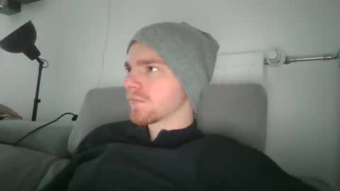 Snapshot of thebatguuy chatting on December 2024 01:22:01 PM thebatguuy online show from December 2024 01:22:01 PM