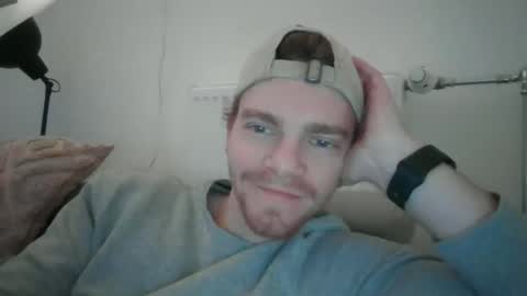 Snapshot of thebatguuy chatting on December 2024 03:20:02 PM thebatguuy online show from December 2024 03:20:02 PM