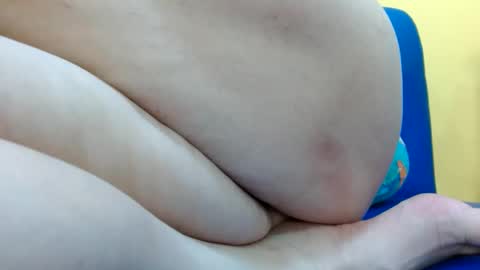    Karla    online show from October 2025 10:45:01 AM