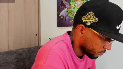 Snapshot of theblack_frank chatting on December 2025 01:16:02 PM theblack_frank online show from December 2025 01:16:02 PM