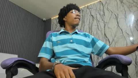 Snapshot of theblackflavor chatting on June 2026 01:17:02 PM Flavor online show from June 2026 01:17:02 PM