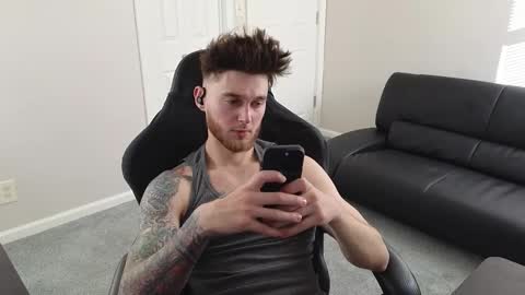 Snapshot of thebrentsavage chatting on December 2024 02:49:02 PM thebrentsavage online show from December 2024 02:49:02 PM