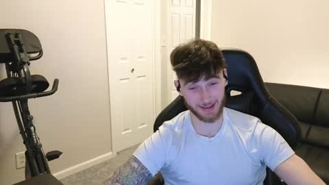 Snapshot of thebrentsavage chatting on January 2025 05:11:02 AM thebrentsavage online show from January 2025 05:11:02 AM