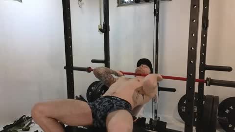 Snapshot of thebrentsavage chatting on February 2025 04:25:01 AM thebrentsavage online show from February 2025 04:25:01 AM