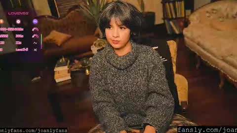 Snapshot of thecamwoman chatting on December 2025 09:20:01 PM Joan online show from December 2025 09:20:01 PM