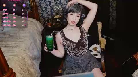 Snapshot of thecamwoman chatting on June 2026 08:22:01 PM Joan online show from June 2026 08:22:01 PM