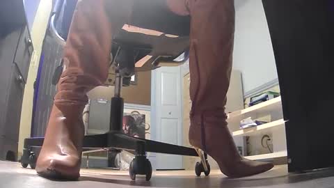 thecowboy_74 online show from May 2026 02:28:01 AM