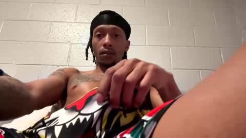 thee304slayer online show from November 2025 04:02:02 AM