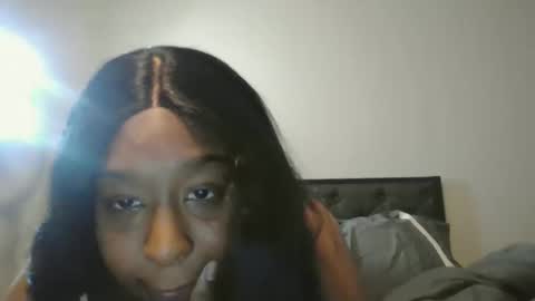 Snapshot of theeholycity chatting on November 2025 11:04:02 PM Magically Delicious online show from November 2025 11:04:02 PM