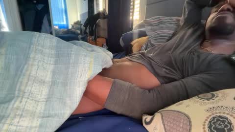 theeshooterr online show from October 2025 03:21:02 PM