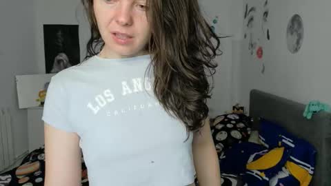 Snapshot of thefarmergirl chatting on March 2026 04:50:01 AM TheFarmergirl online show from March 2026 04:50:01 AM