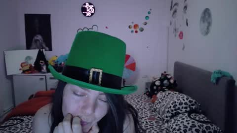 Snapshot of thefarmergirl chatting on March 2026 05:29:02 AM TheFarmergirl online show from March 2026 05:29:02 AM