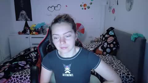 Snapshot of thefarmergirl chatting on March 2026 04:13:02 AM TheFarmergirl online show from March 2026 04:13:02 AM