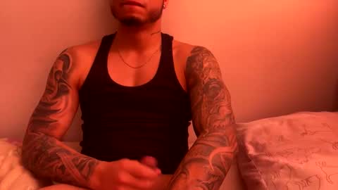 Snapshot of thefktatto chatting on February 2025 06:12:01 PM Justin online show from February 2025 06:12:01 PM