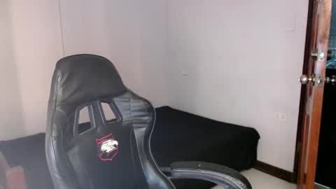 Jaycee online show from January 2025 04:56:02 PM