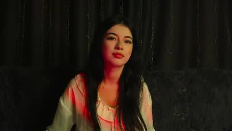 Snapshot of thegirlyoullcomebackto chatting on June 2026 06:12:01 PM Anora online show from June 2026 06:12:01 PM