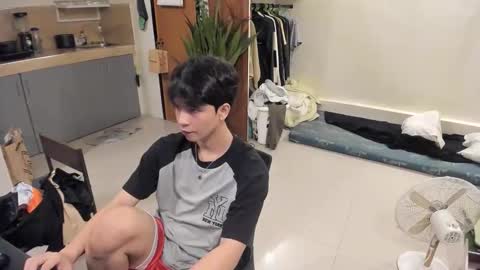 Snapshot of thegreenmagus chatting on October 2025 05:21:02 PM Green online show from October 2025 05:21:02 PM